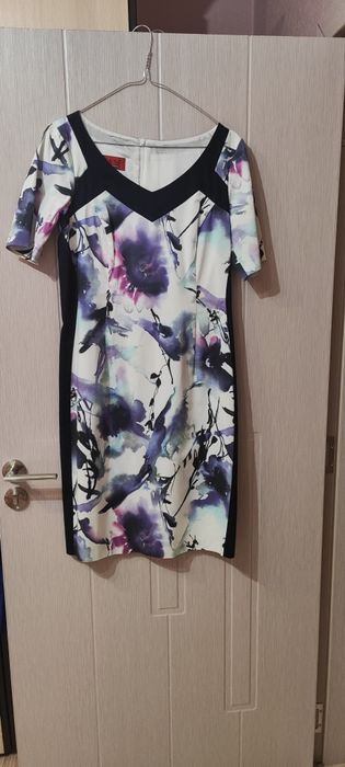 Рокли, размер 44 и 46. Не са носени.