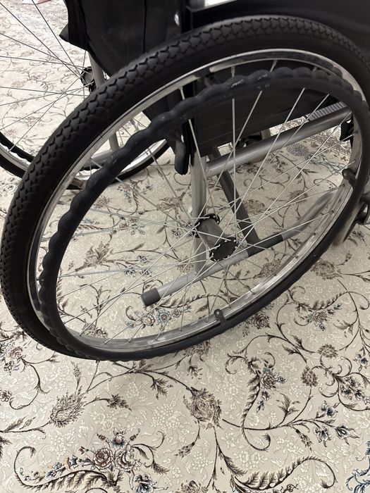 Коляска инвалидная б/у