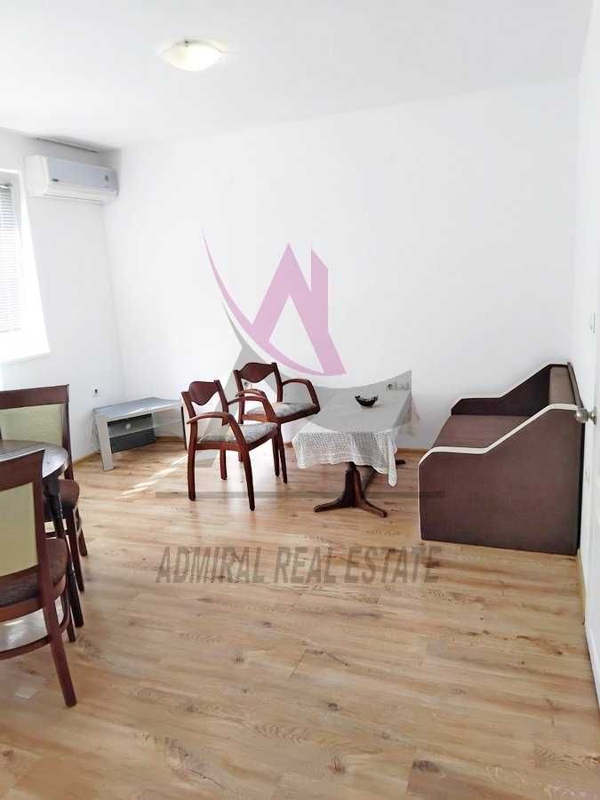 Дава се под наем Двустаен апартамент в Варна, Конфуто - 55 кв.м за 350 € - Снимка #1