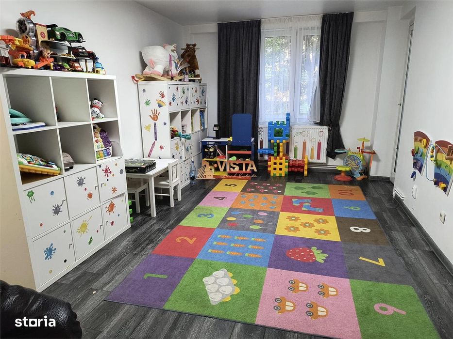 Apartament cu 3 camere, in zona Calea Bucuresti, Brasov