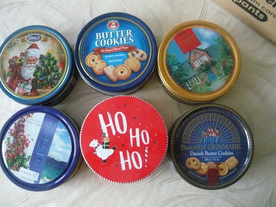 Стари Автентични метални кутии