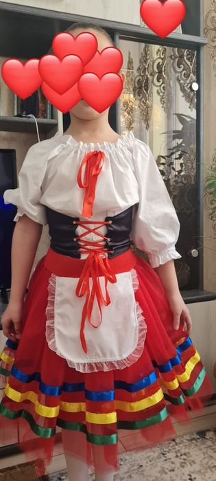 Продам детские платья