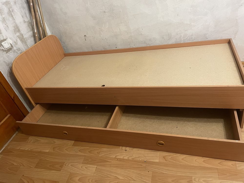 Продам кровать в отличном состоянии