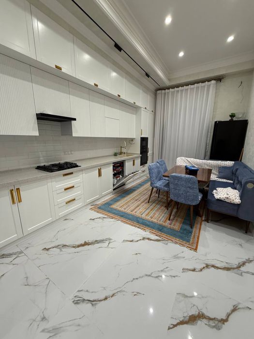 Navastroyka premium kvartira arendaga beriladi