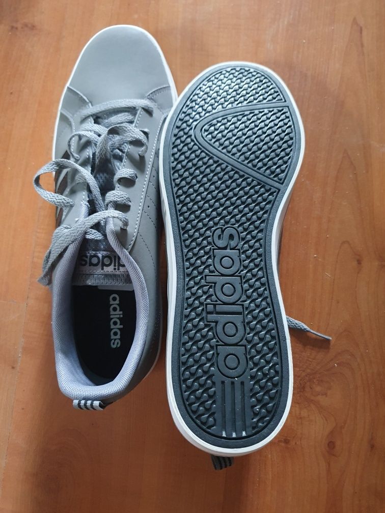 Нови Маратонки Adidas VS Pace