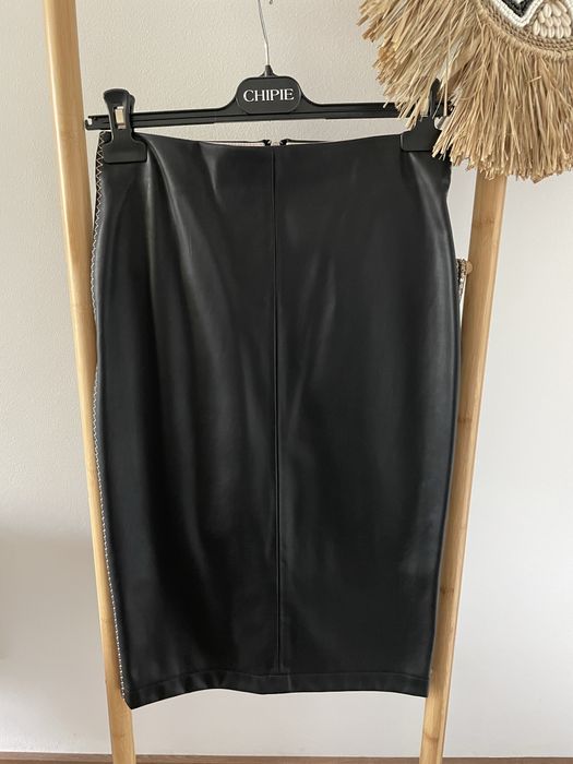 Кожена пола Zara