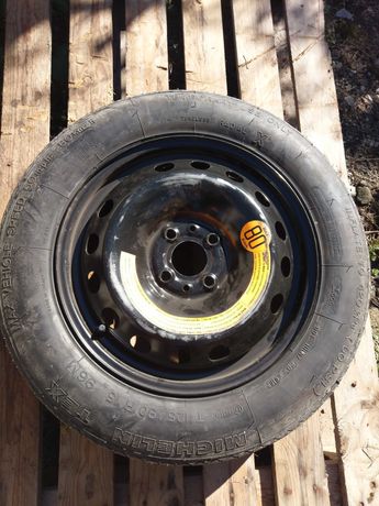 Продавам резервна гума тип патерица от Фиат