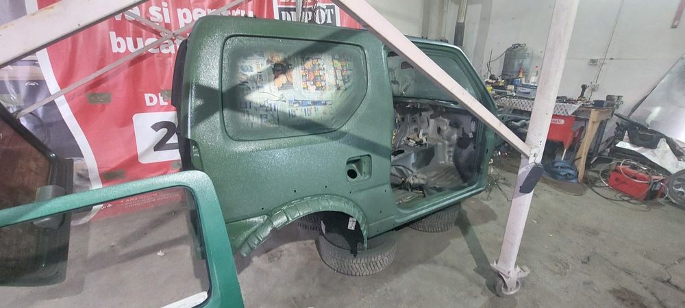 Suzuki Jimiy an 2003 impecabil