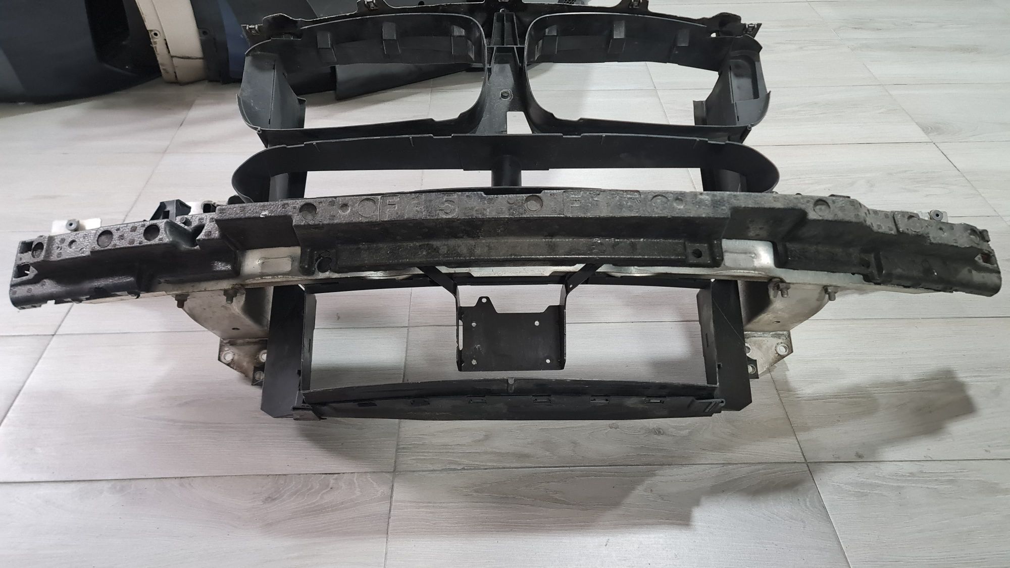 Trager M armatura deflector senzor aripa capota bara BMW X5 F15 X6 F16