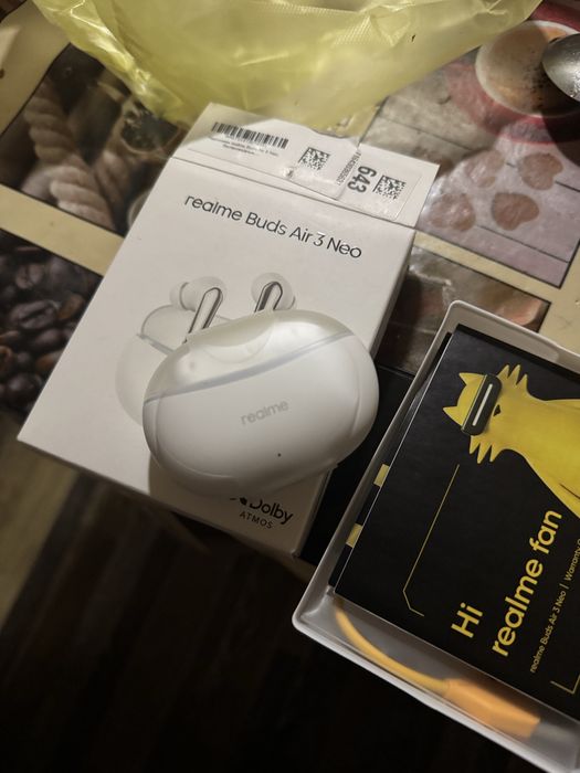 Naushnik realme buds air 3 orginal yangi