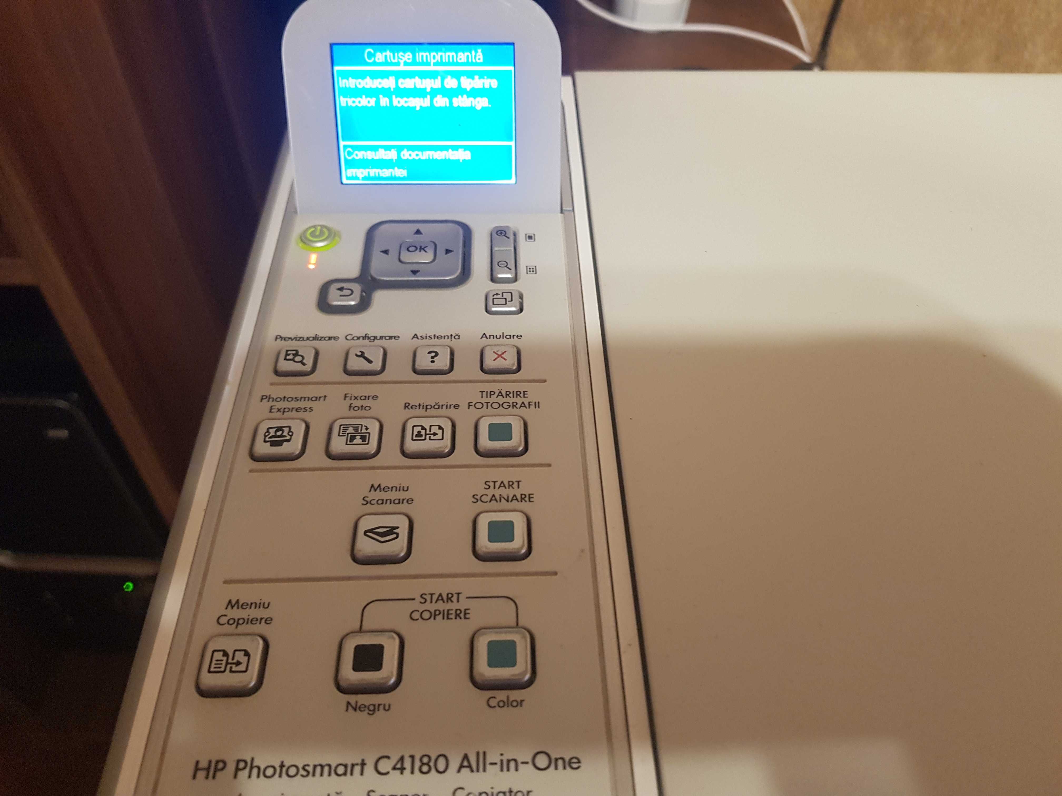 Vând imprimantă (multifuncțională) HP Photosmart C4180 All-in-one