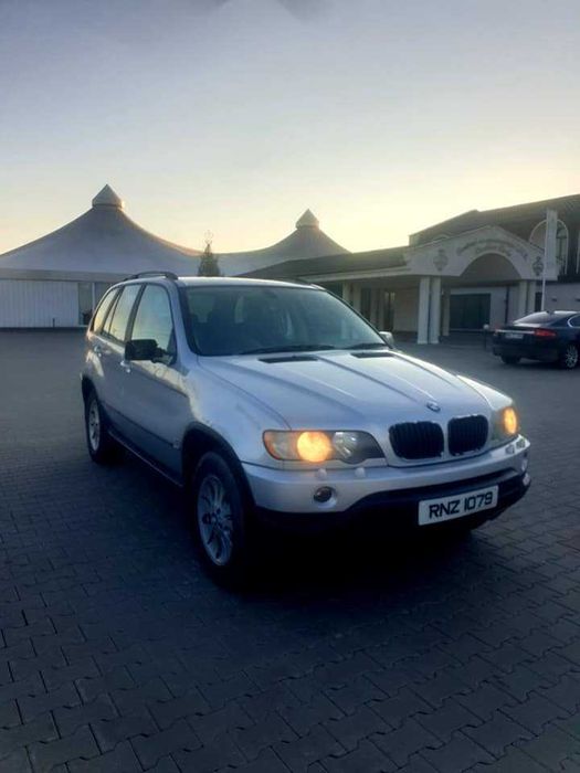 Dezmembram BMW X5 E 53 , an 2003 motor 3.0 D cutie automata