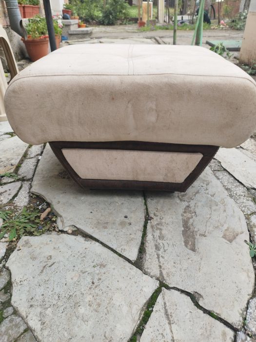 Табуретки 2 броя за ценители!