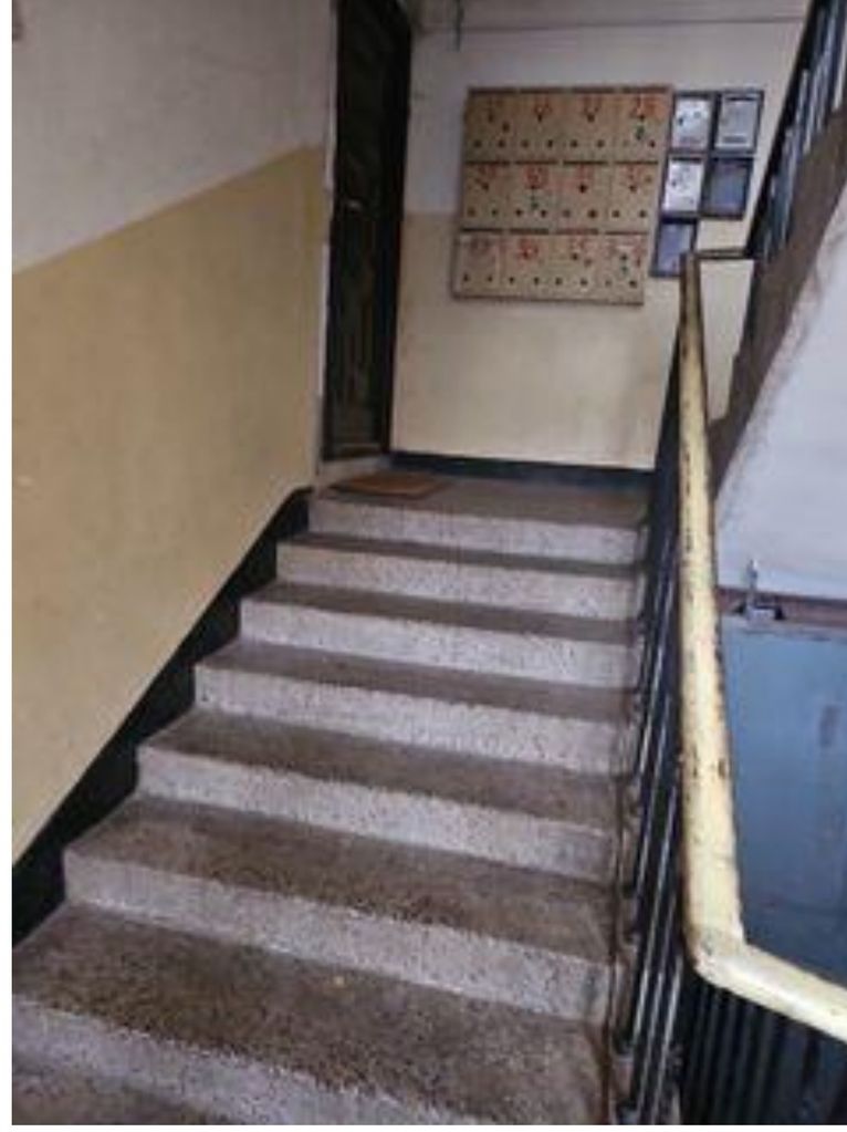 Продава се Двустаен апартамент в Враца, Център - 59 кв.м за 1295 €/кв.м - Снимка #12