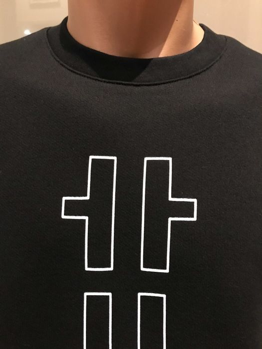 Hugo Boss, блуза, оригнална, черна Размери: M и L