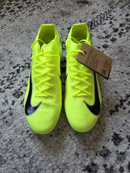 Ghete fotbal nike vapor 16 pro