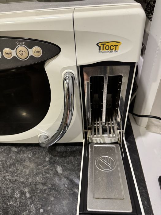 Продам микровалновую печь LG