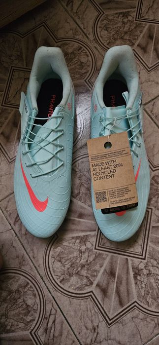 Футболни обувки найк 42 номер