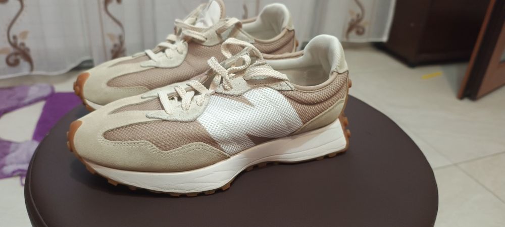 Vand adidasi New Balance MS 327 Mt
