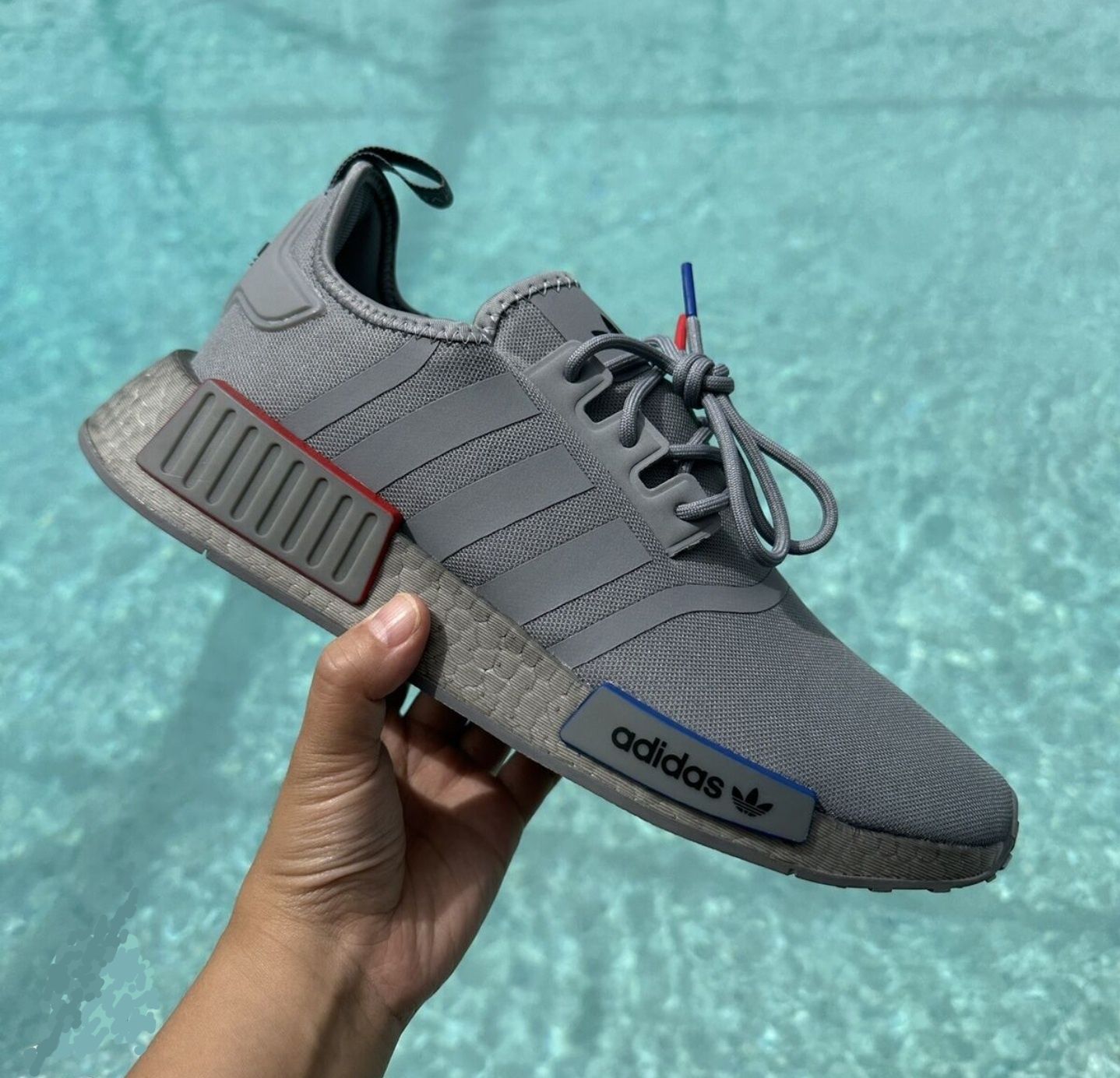 Adidas NMD R1 mas 40  originali