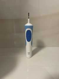 Periuta electrica ORAL B