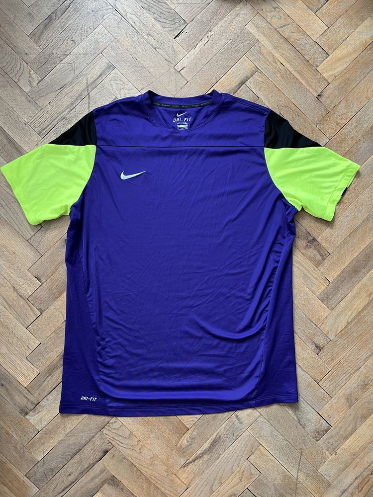 Мъжки тениски Nike Dri-Fit и Adidas