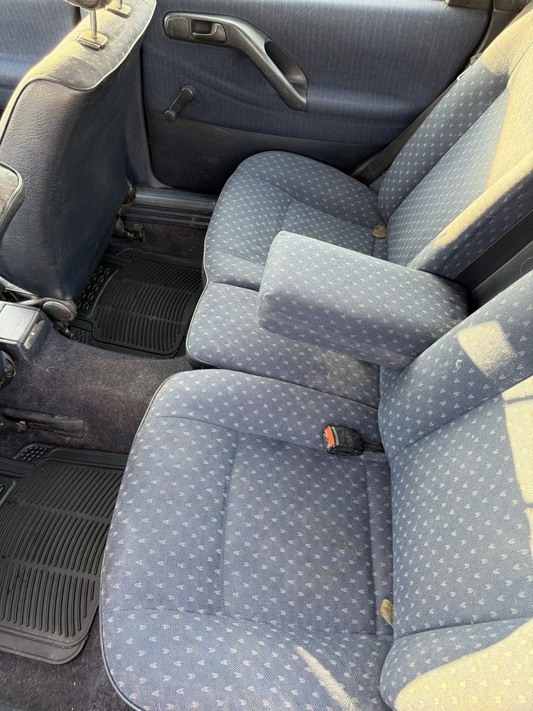 VW Passat 1.8 90hp.