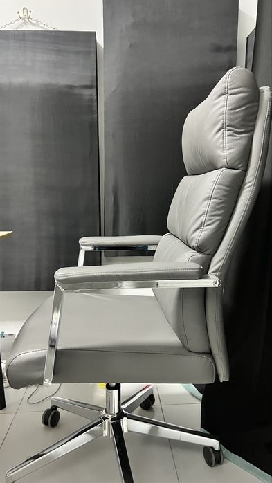 Кожаное кресло ZETA