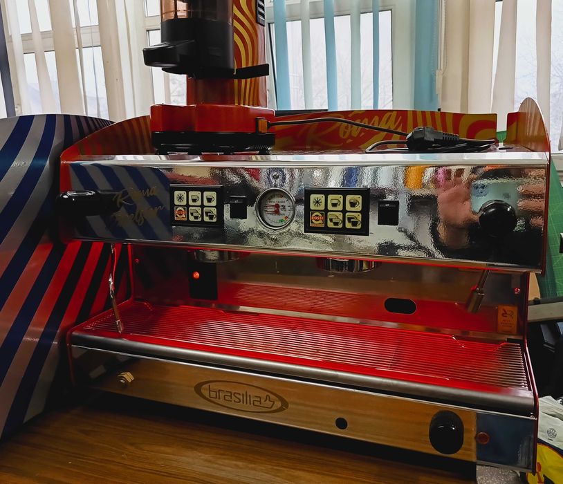 Espressoare profesionale reconditionate – Roma Excelsior