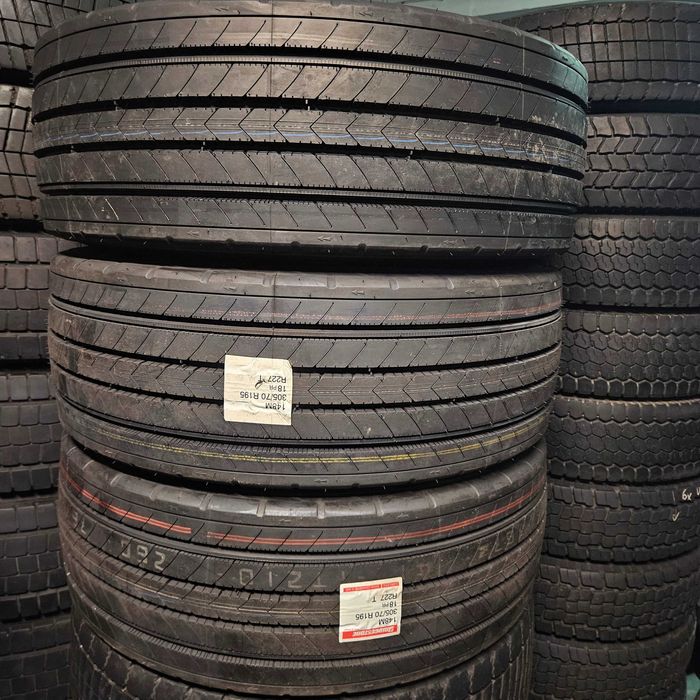 1 Нова гума R19.5 305/70 Bridgestone R227 148/145M 18PR 360лв. с ДДС
