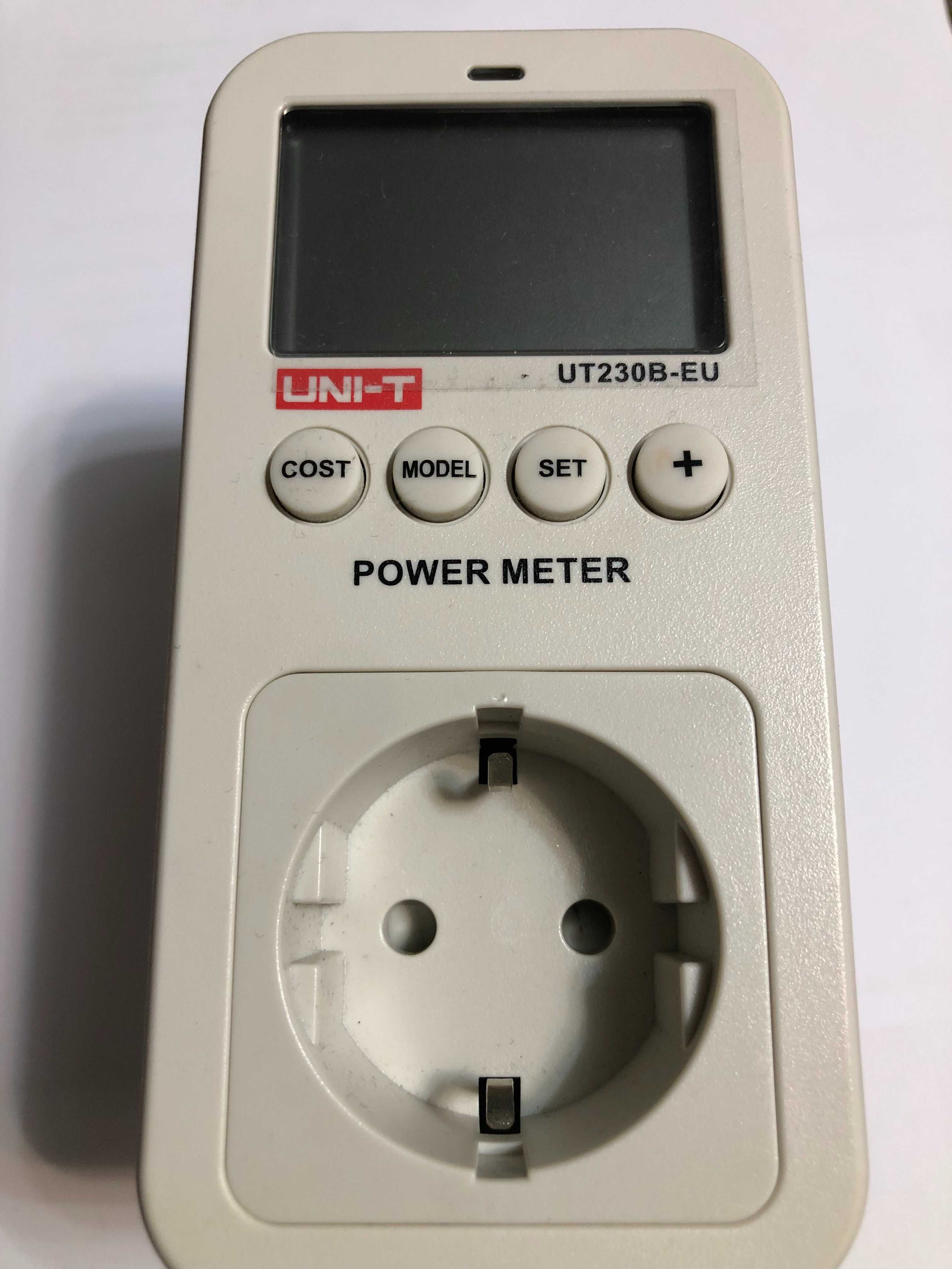 Измеритель мощности UNI-T UT230B-EU ваттметр, напряжение, ток, частота