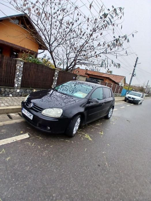 Volkswagen Golf Pret negociabil  Volkswagen Golf 5, an 2006, motor 1968 TDI BKD