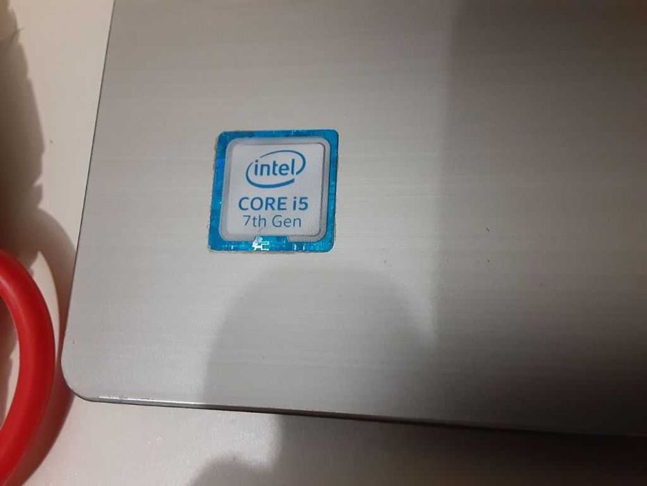 Рабочий ноутбук Lenovo ideapad 320 Core(TM) i5-7200U 2,5 GHz /8Gb/1Tb