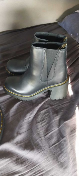 Дамски боти Dr. MARTENS 39 номер