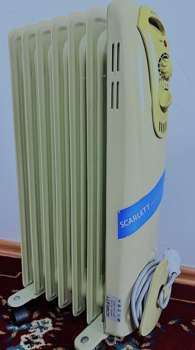 Масляный обогреватель-радиатор SCARLETT SC-1152 1,5 кВт