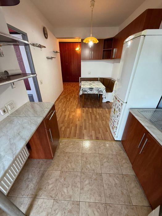 Ofer spre închiriere Apartament 2 camere zona semicentrala Etaj 1