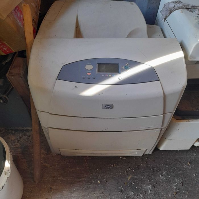 Продам два Принтера лазерных Цветных формата А3 и А4