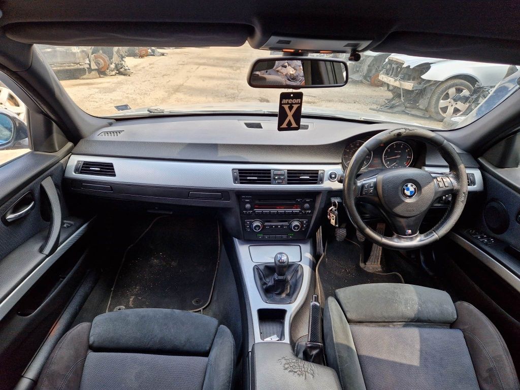 BMW E90 318i 143кс Dynamic м пакет ръчка НА ЧАСТИ!