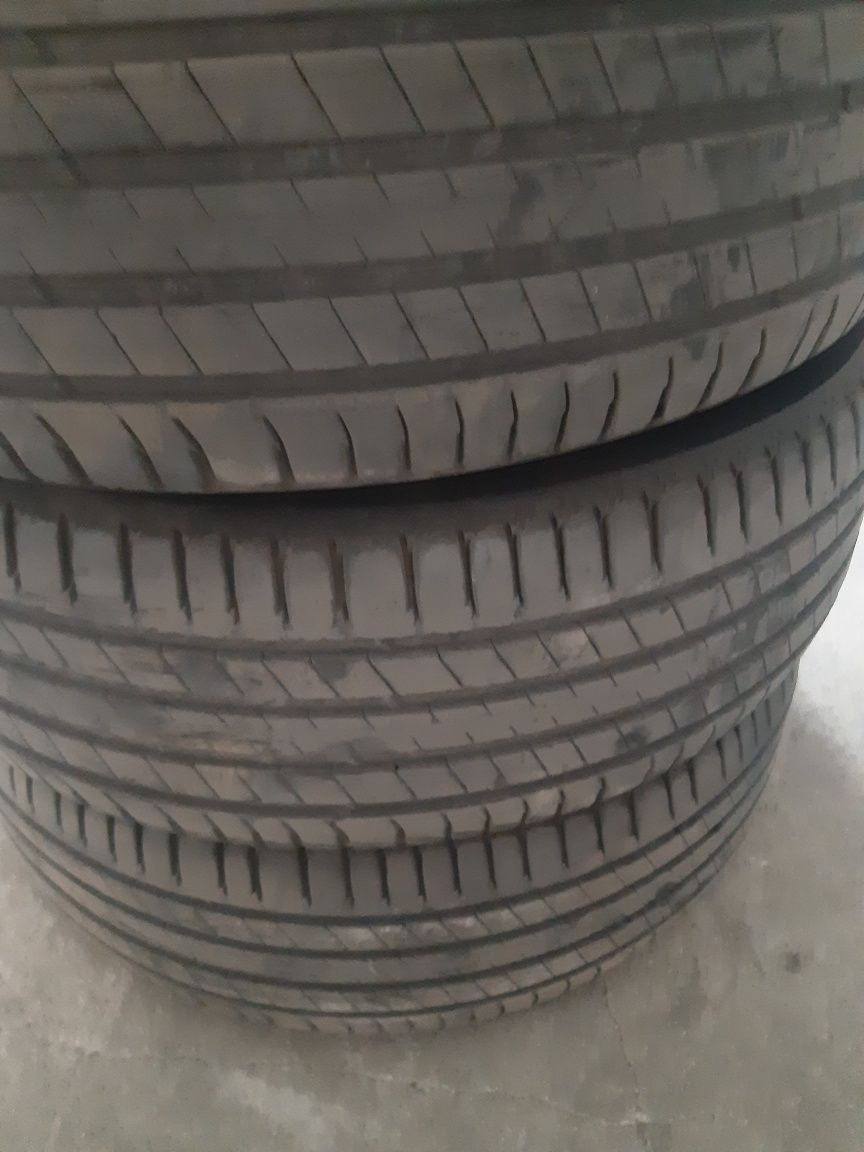 225 60 18 Michelin Latitude sport 3