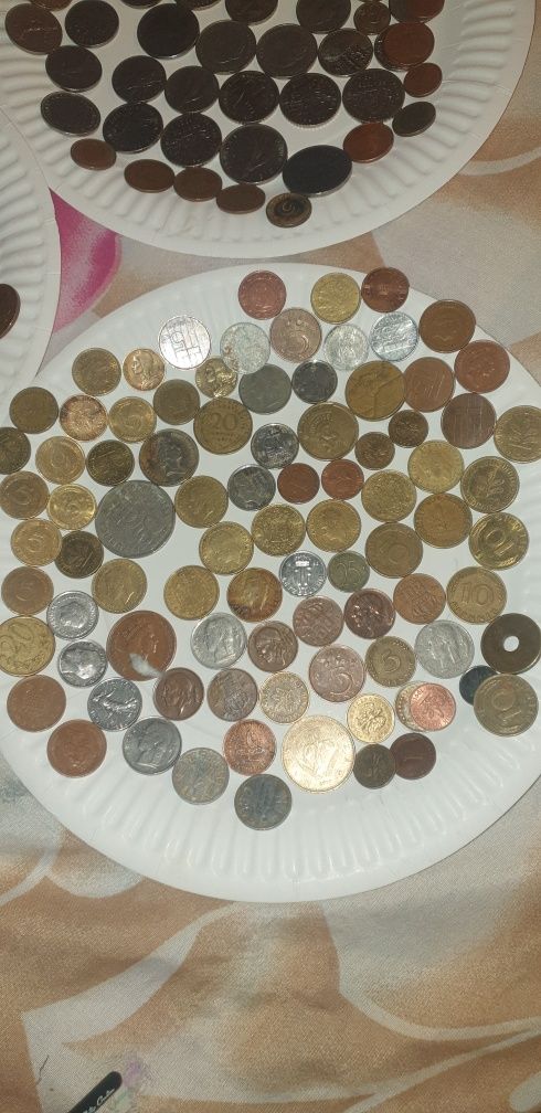 Vnd monede de colecție