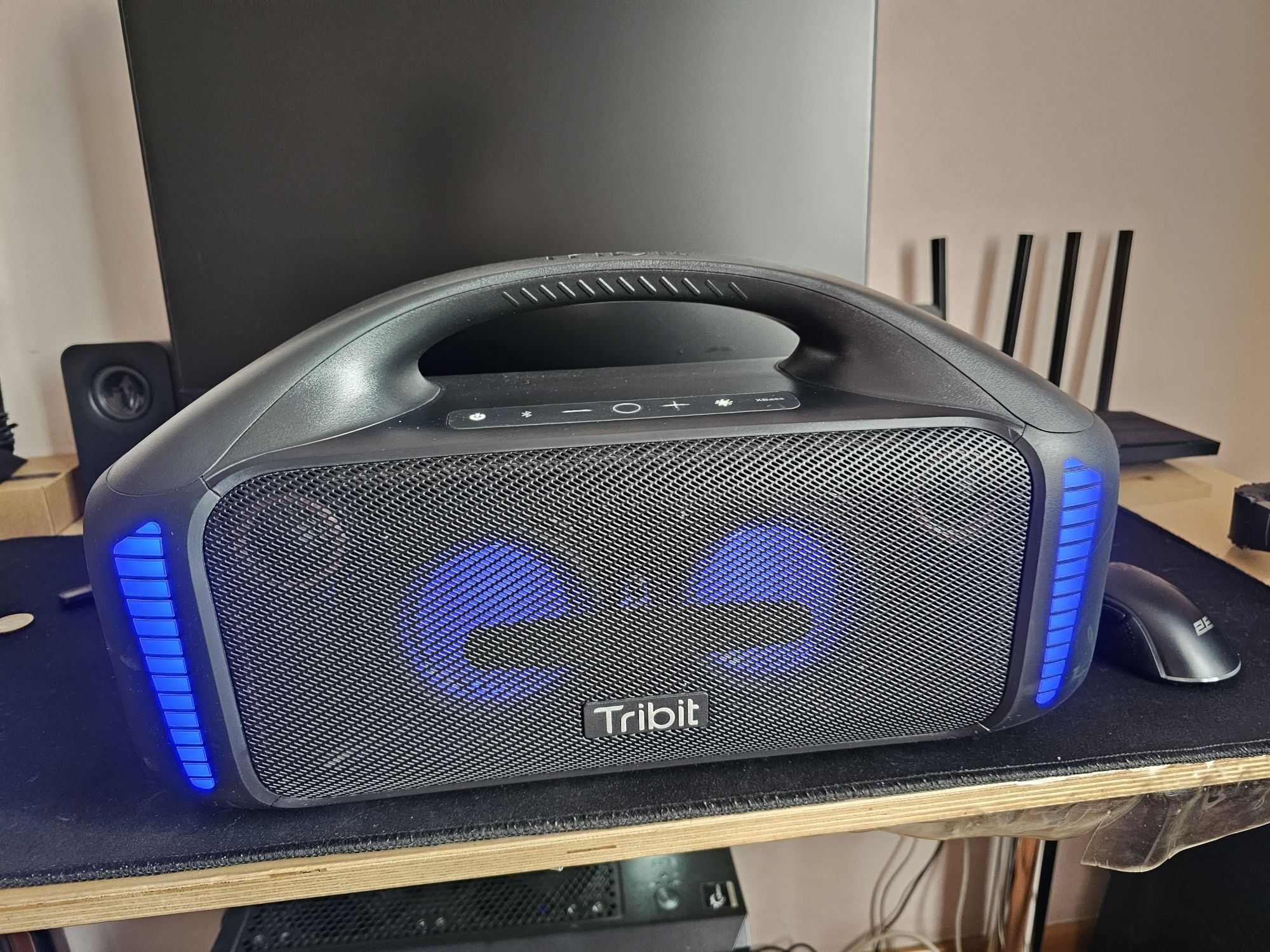 Продам блютузколонку tribit stormbox blast