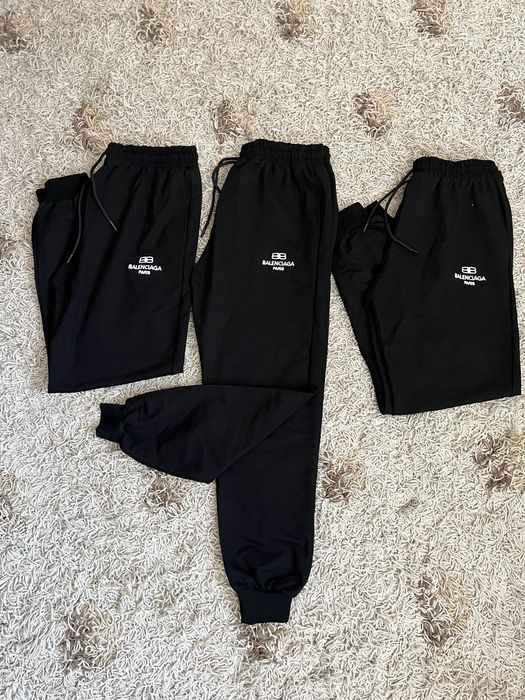 Мъжки спортни долници   Размери S,M,L,XL,2XL  Цена 28лв