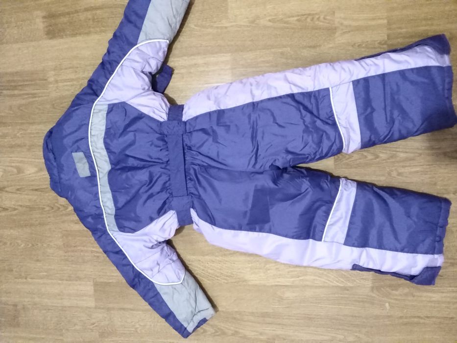 Costum iarna de ski marimea 92-98. Okay. Pret 50 lei