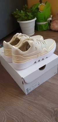 Дамски кецове сандали естествена кожа и обувки , маратонки Nike 37