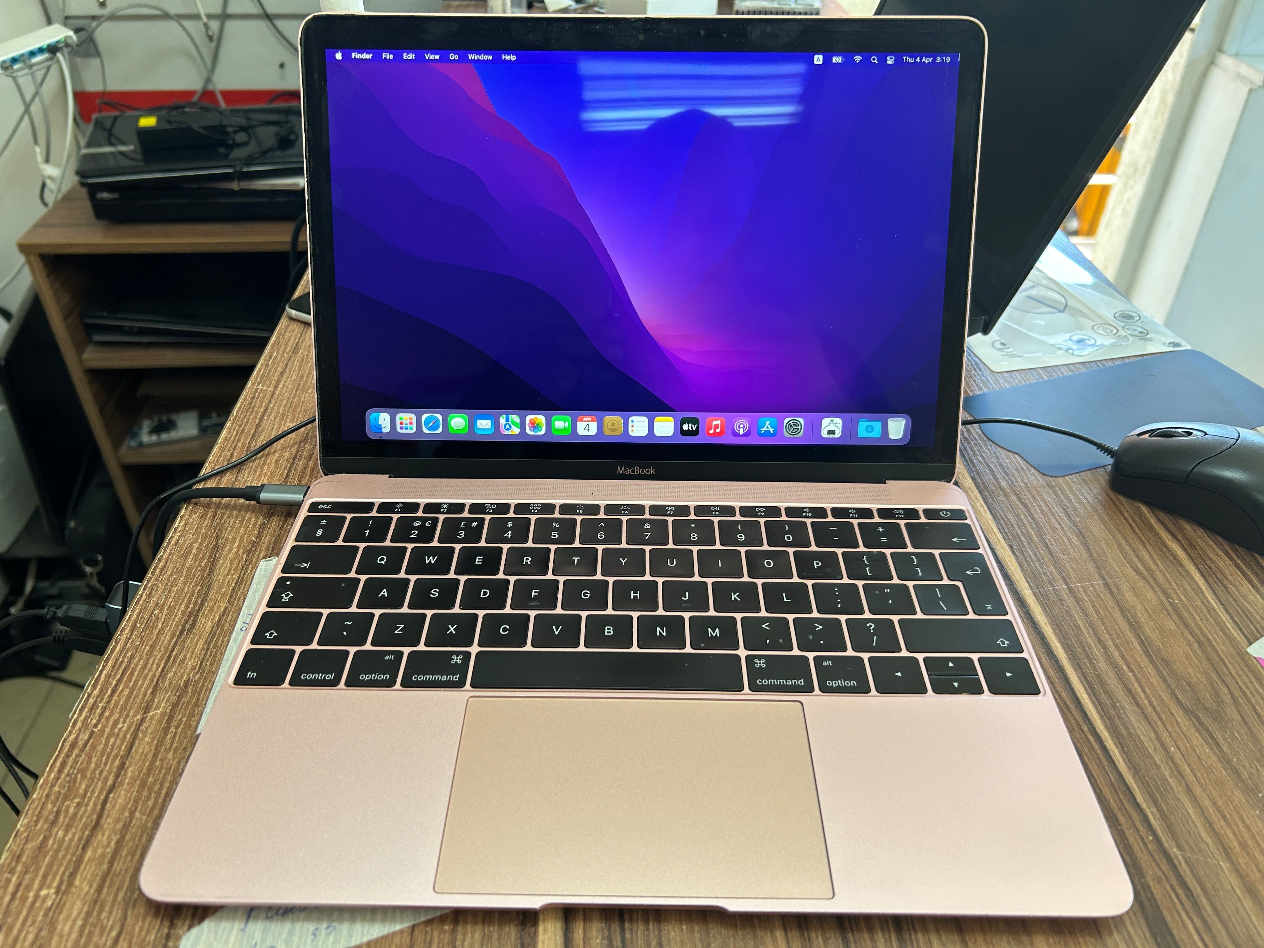 Apple MacBook A1534 12”