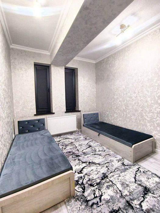 Den-noch jalyuzi — kun va tunda qulaylik sizga.