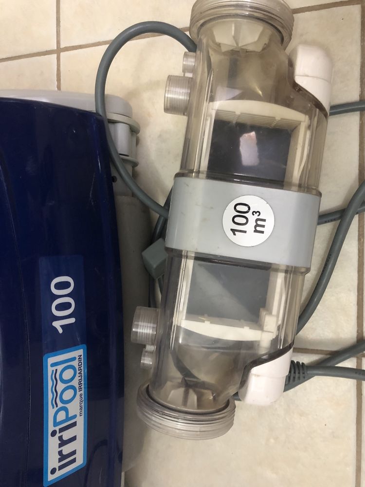 Robot aspirator curatare intretine piscina Irripool 100