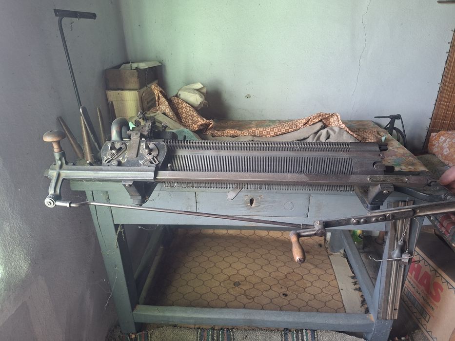 Стара плетачна машина  Meteor