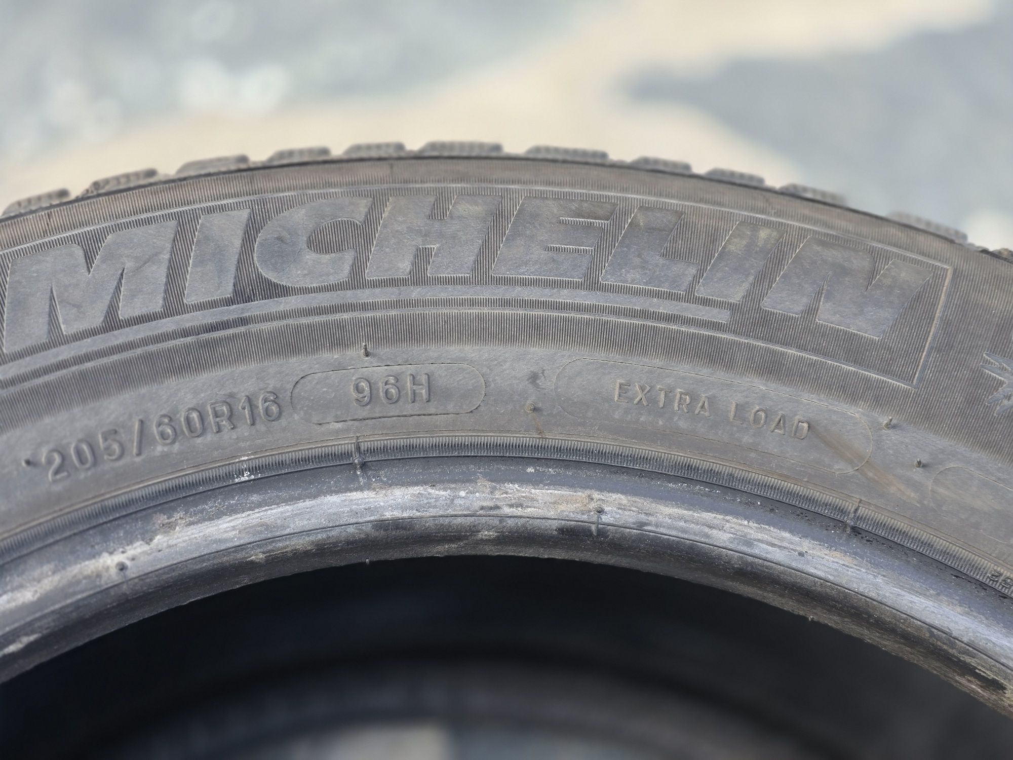 Продавам 4 бр. зимни гуми Michelin Alpin 5 за 205/60/16
