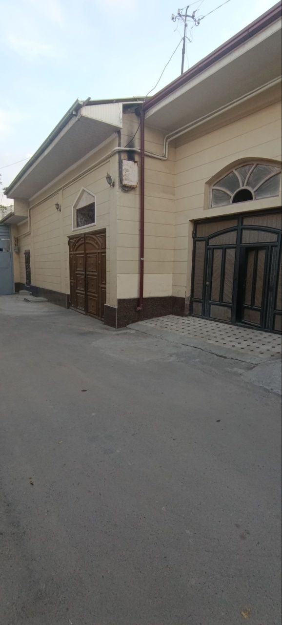 Срочно продам уютную домик Бешкурган Чиланзарский район Рынок Иподром